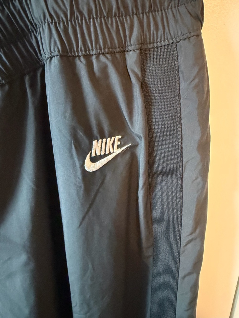 ⚡️NWT Nike Black Athletic Track Pants with Side Stripe - Picture 3 of 5
